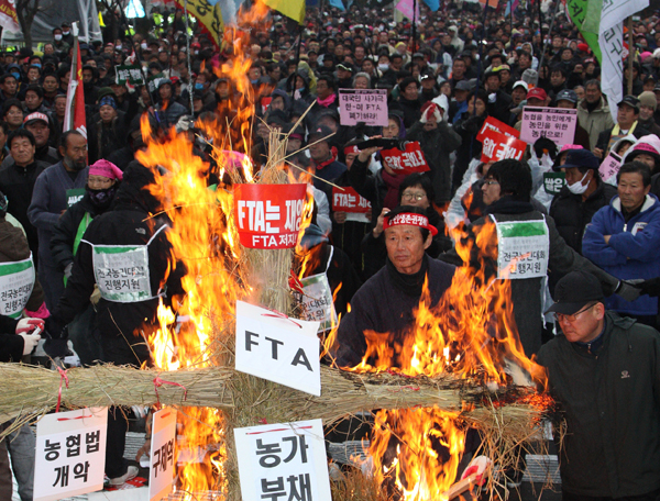 엇갈리는 한미 FTA 손익계산서 따져보니