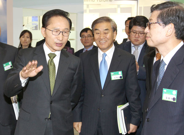 이재오 당복귀 딜레마 막후