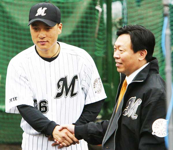 [재계 리더들의 스포츠愛] ⑤ 신동빈 롯데그룹 회장