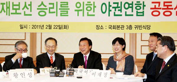 민주당 중심 ‘빅텐트론’ 흔들리는 내막