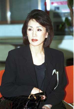 재미교포 로비스트 린다 김이 왜 그자리에?