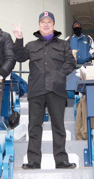[재계 리더들의 스포츠愛] ⑨ 두산가 오너 박용곤·용만·정원