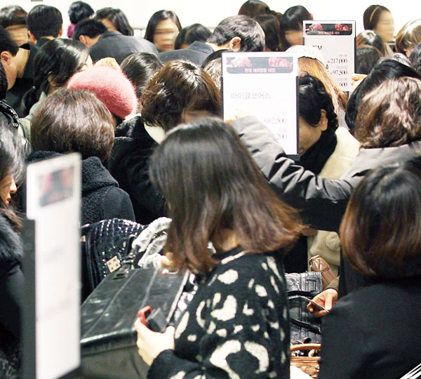 백화점 명품대전 불편한 진실