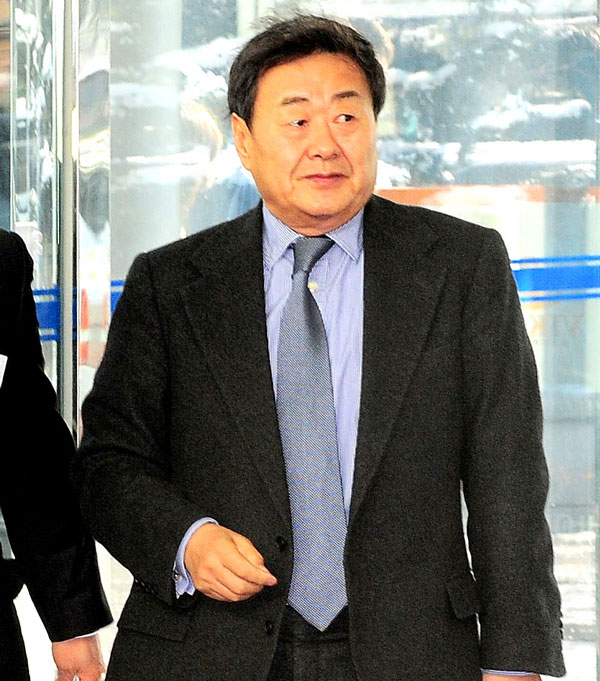 김준기 동부그룹 회장 ‘고향 사업’ 잡음 내막