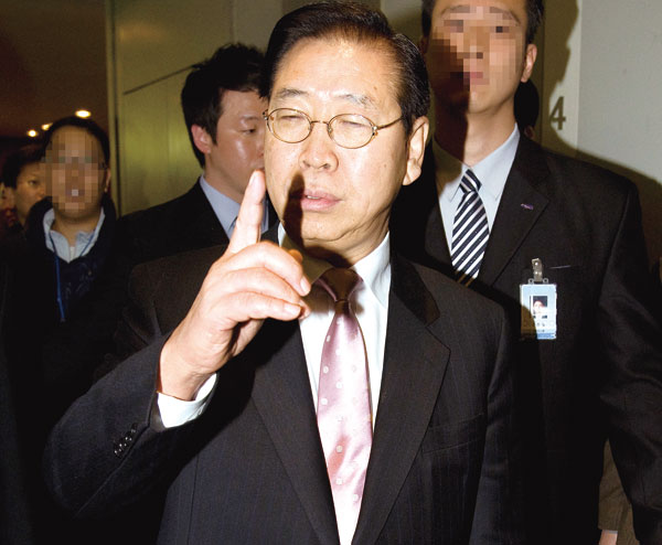 위기의 남자 정준양 포스코 회장 둘러싼 의혹 입체추적