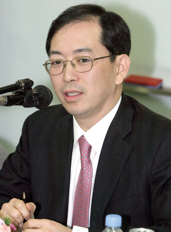 비운의 박카스 황태자 강문석 수석무역 부회장 몰락 비화