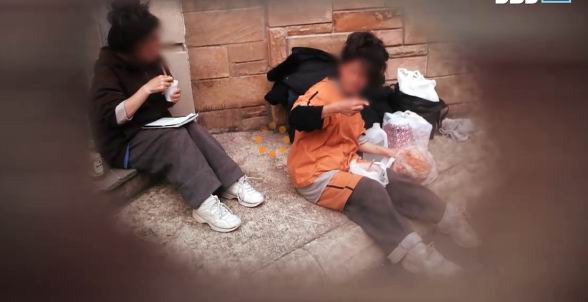 “한국이 우릴 미국에 팔았다” 워싱턴 쌍둥이 자매의 절규