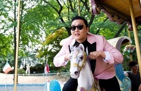 싸이 강남스타일 뜨니 아버지 회사 '디아이'도 고공비행