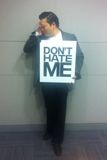 싸이 출국 메시지는 ‘DON'T HATE ME’, 혹시 새 싱글 제목?