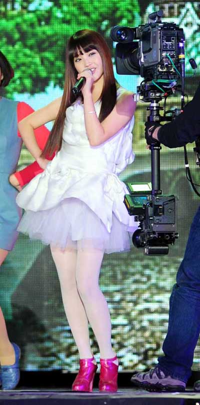 아이유 열애설 최초 고백 "아무리 바빠도 연애 못할까"