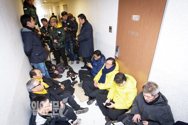 국정원 여직원 '선거 개입' 사건 재부상…새 정부 출범 앞두고 핵뇌관 터지나
