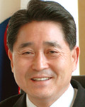 '5·18은 DJ가 일으킨 내란' 글 올린 보수논객 지만원 결국 '무죄'