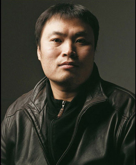 만화가 강풀, 결혼 8년만에 득녀 화제...“비로소 아빠됐다. 엄마와 딸 모두 건강” 소감