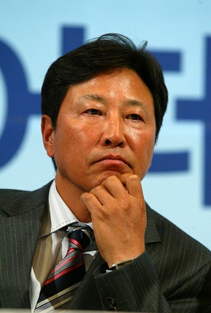 서정환 전 KIA 감독, 사기 혐의 불구속 기소...허위 대출받아 야구장 공사비 사용