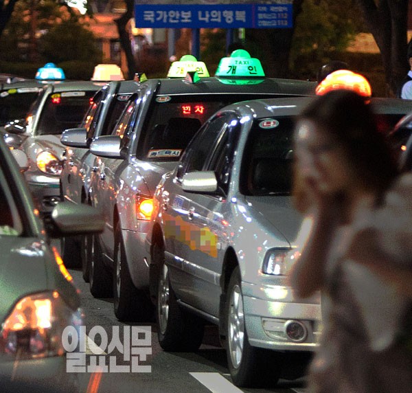 이명박 대통령 '택시법' 거부권 행사…택시업계, 대대적 투쟁 예고