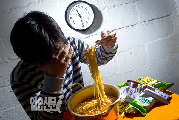 "나는 이 중 몇개나?" 건강을 위해 버려야 할 8가지 습관