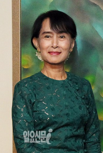 아웅산 수치 여사, '수치→수지' '미얀마→버마'로 정정 요청…'이렇게 깊은 뜻이'