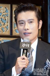 월드스타 이병헌, '힐링캠프' 전격 출연…이민정과 관계 언급하나