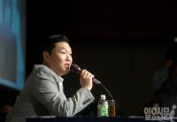 강남스타일 표절 소송…싸이측 "돈 받으려는 속셈, 대응 안 할 것"