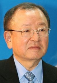 MB맨 강만수 산은지주 회장 사의 표명, 이팔성 우리금융‧어윤대 KB금융지주 회장 거취 주목