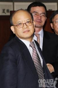 박한철 헌재소장 후보자 "미네르바 사건 당연히 기소됐어야할 사안"