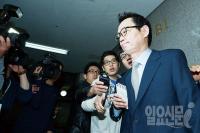 美 관계자 전용기 찾아와 "윤창중 다시 미국 올 수 있다" 경고