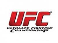 [UFC 161] 전 챔피언 에반스, 헨더슨에 2대 1 판정승 부활 신호탄