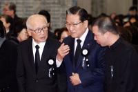 소송으로 다시 주목 김우중 근황 따라가 보니