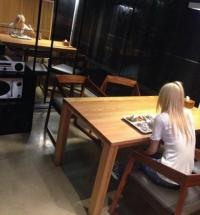 산다라박 구내식당 인증샷, '홍보부장 작박은 밥 먹는 포즈도...'