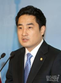 참여연대, 강용석 전 의원 상대 손해배상 소송 원고 패소