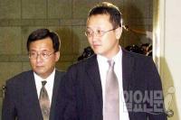 HOT STORY - “4번 결혼” 주장도… 조희준 국민일보 전 회장 여성편력