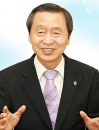 대전지법, '시험문제 돈거래 지시' 김종성 충남교육감 징역 8년 선고