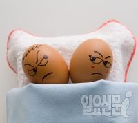 남의 아이 임신한 채 결혼? 법원 "혼인 취소…위자료도 줘야"