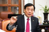 인천공항공사 직원, 성접대 의혹 논란...박기춘 '솜방망이 징계' 질타