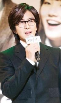 배용준 2관왕 ,日 한류 10주년 대상서 강한 존재감…김현중은?