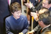 박 대통령 "원칙 없이 타협 안 한다" 강조, 노동계와 정면충돌 불가피