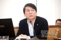 갈팡질팡 안철수…참모들은 답답하다