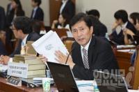 민주당 을지로위, 아모레-아리따움 가맹점 양측 상생협약 중재