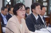 '윤진숙 해임' 청문회 자질 논란부터 황당 실언까지 잇단 구설로 결국 경질