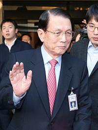 또 불거진 ‘김기춘 사의설’ 배경 주목
