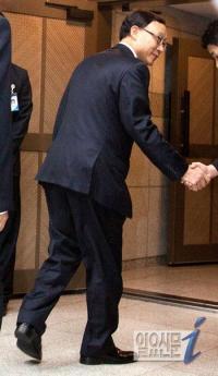 7개월째 잠행 채동욱 전 총장 어디서 뭐하나