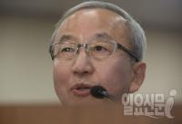 현오석 “세월호 사건 영향 위축된 경제, 상반기 재정집행 7조 8000억 원 수준 확대”