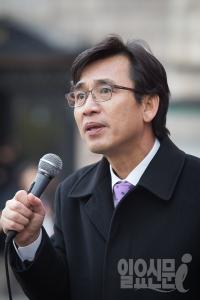 유시민 “박근혜 대통령 되면, 사람 엄청 죽고 ‘환관정치’ 될 것” 비판