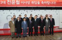 전윤철 광주비엔날레 이사장 13일 취임