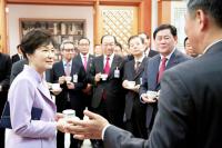 박근혜 대통령 ‘불통인사’ 앞과 뒤