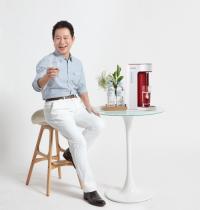 국민성우 배한성 한우물 정수기 홍보대사 위촉