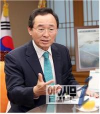 [초점]  전북도지사, 도 간부들에 ‘서릿발’ 질책...왜?