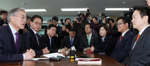 문재인 대표 “경기도 연정, 소중한 정치실험”