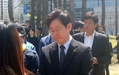 이재명 성남시장 “비정한 대한민국 고쳐나갈 것”