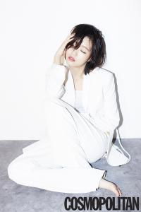 ‘괴물신인’ 잠시 내려놓고 ‘발랄 여대생’으로 돌아온 김고은 화보 눈길